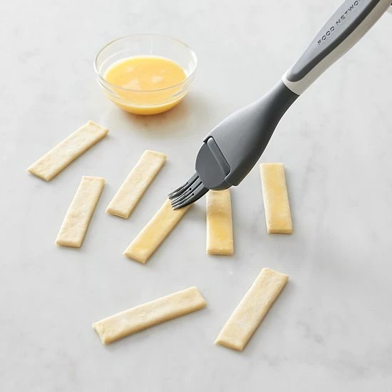 Food Network™ Reversible Basting Brush 6 Food Network™ Reversible Basting Brush - Image 4