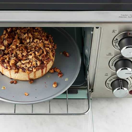 Food Network™ Pizza Pan & Crisper 4 Food Network™ Pizza Pan & Crisper - Image 2